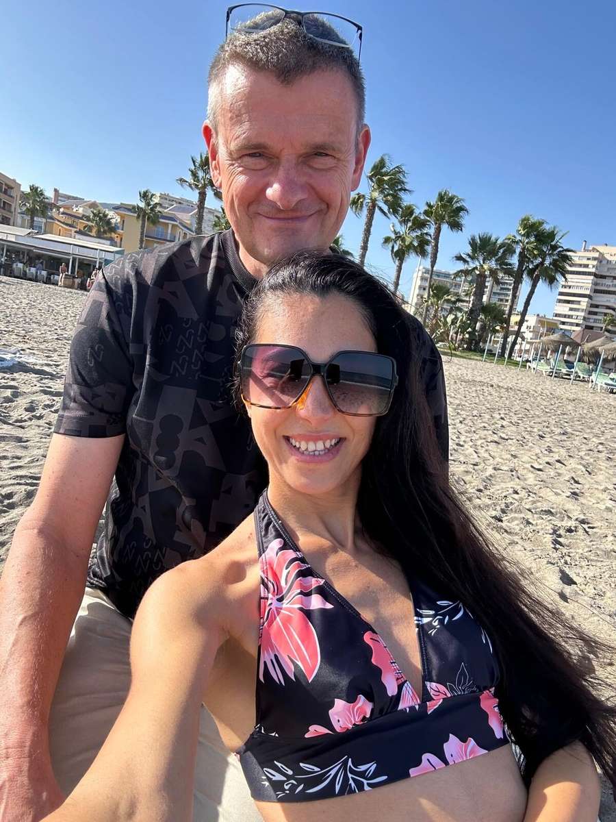 Aitekin & Michael am Strand